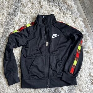 Nike Black and Red Track Jacket Full-Zip Athletic Design